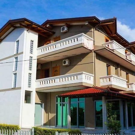 Vila Green Relax Vlorë 외부 사진