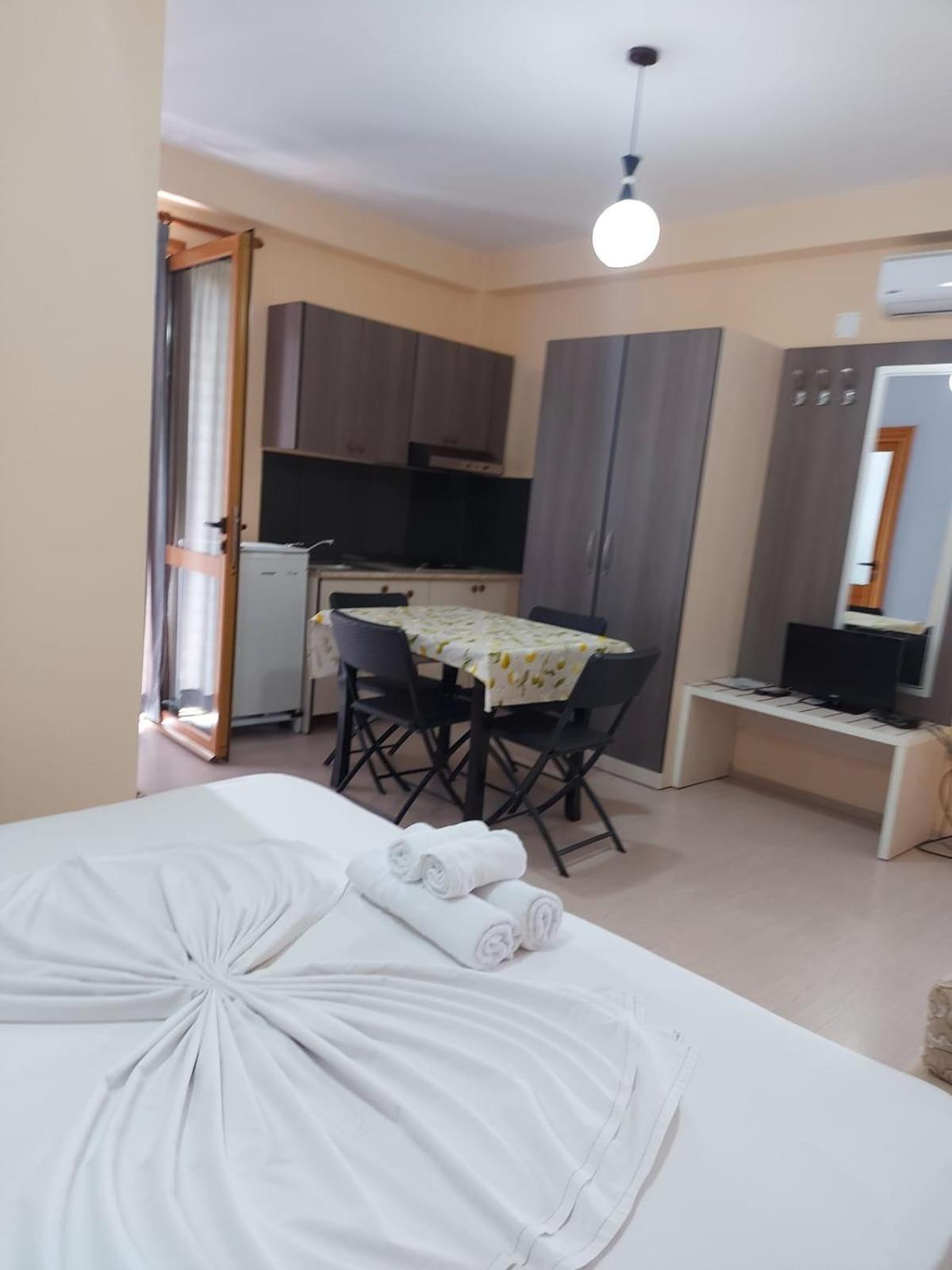 Vila Green Relax Vlorë 외부 사진