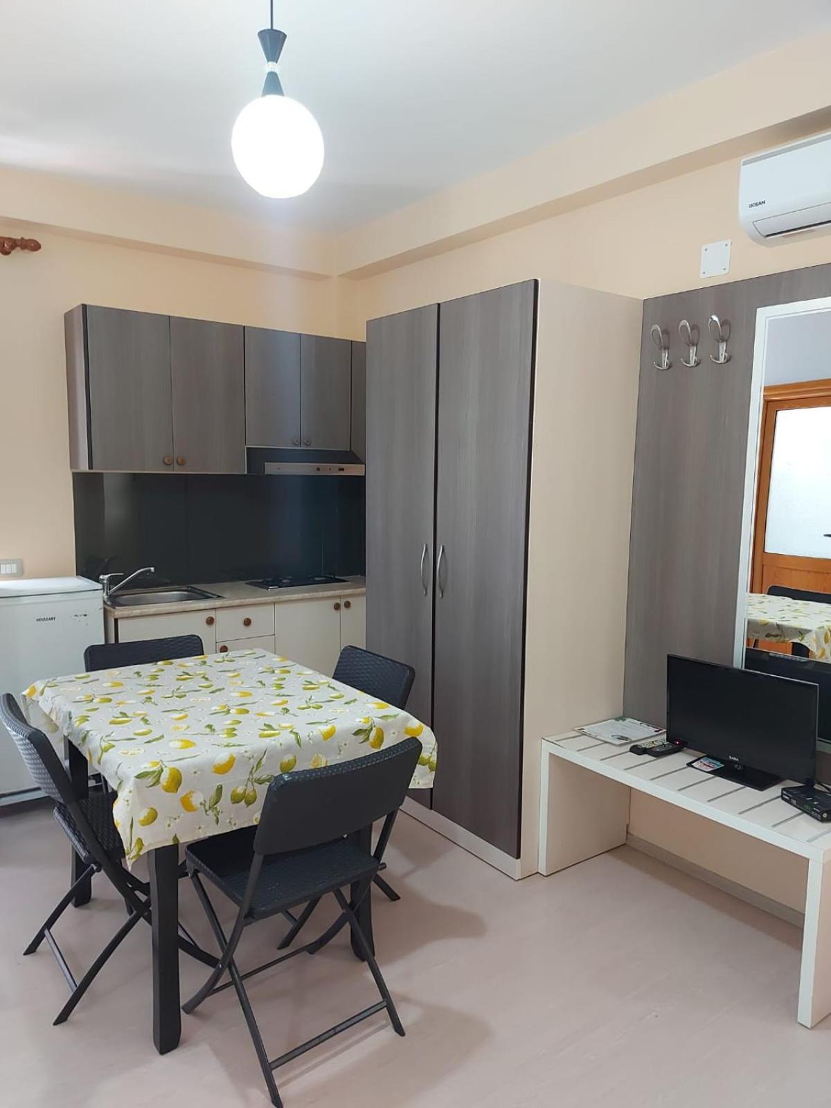 Vila Green Relax Vlorë 외부 사진