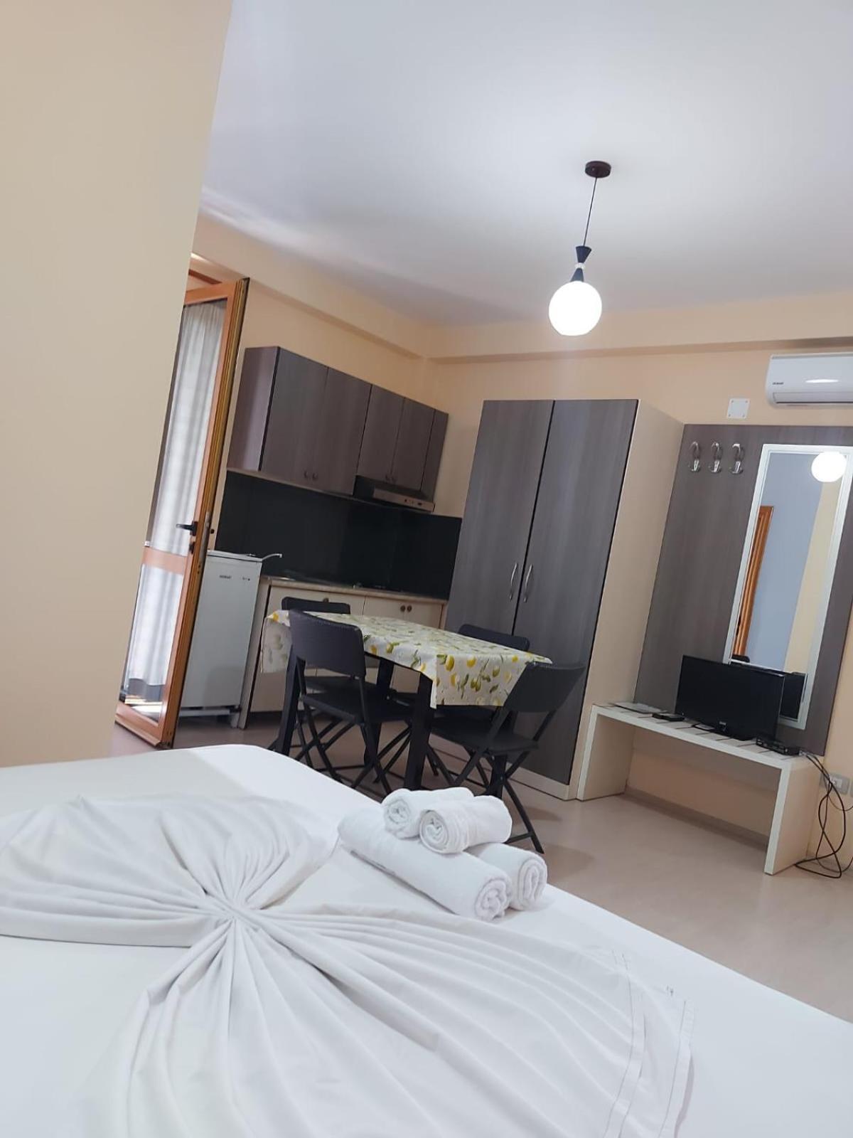 Vila Green Relax Vlorë 외부 사진