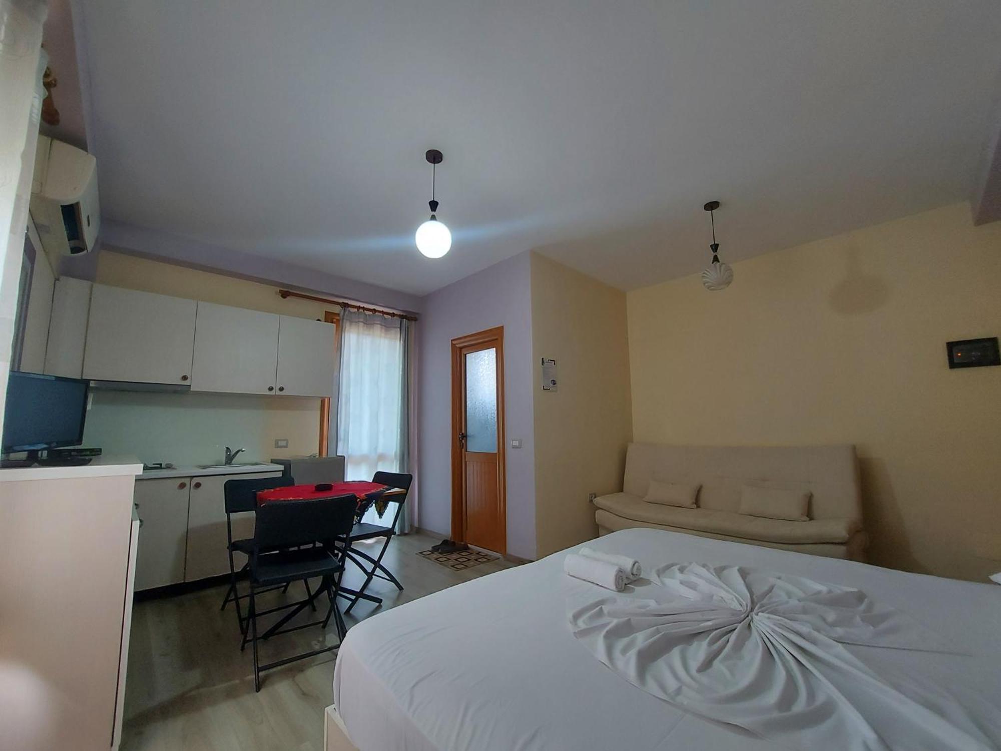 Vila Green Relax Vlorë 객실 사진