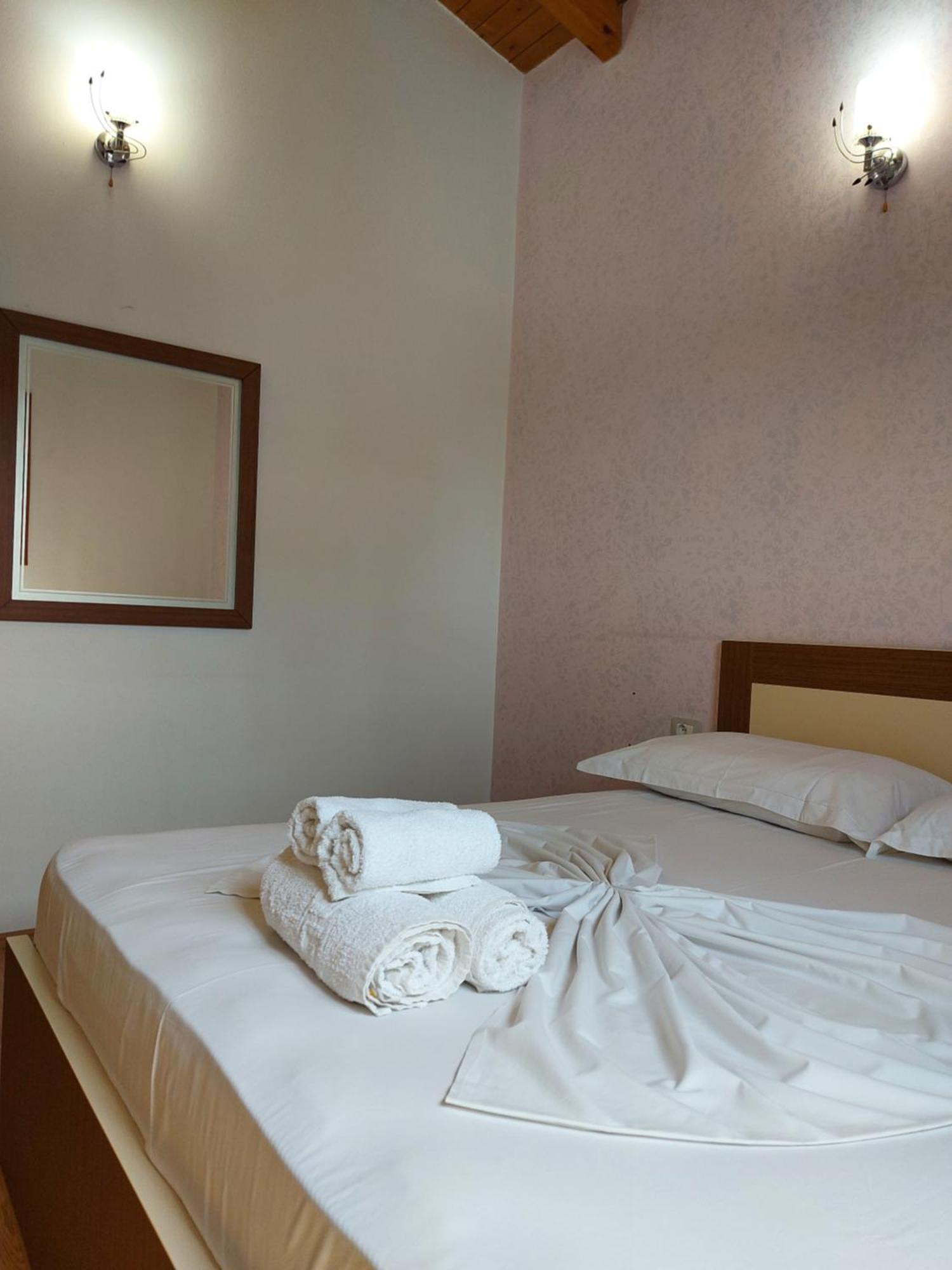 Vila Green Relax Vlorë 객실 사진